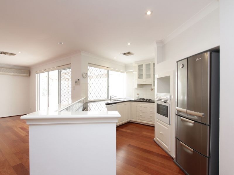 17 Rose Avenue, South Perth WA 6151