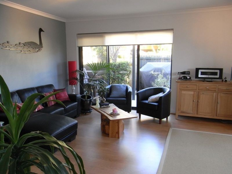 2 Skiff Close, Ascot WA 6104