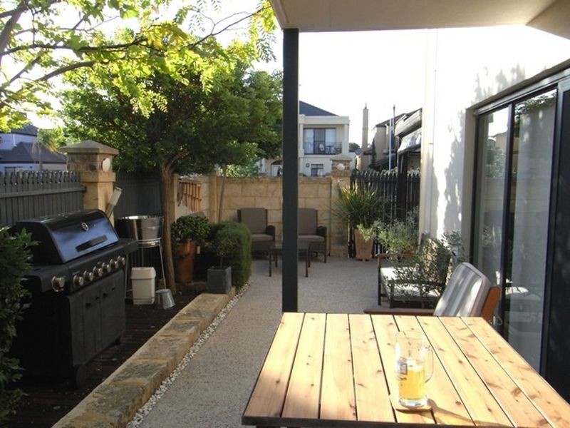 2 Skiff Close, Ascot WA 6104