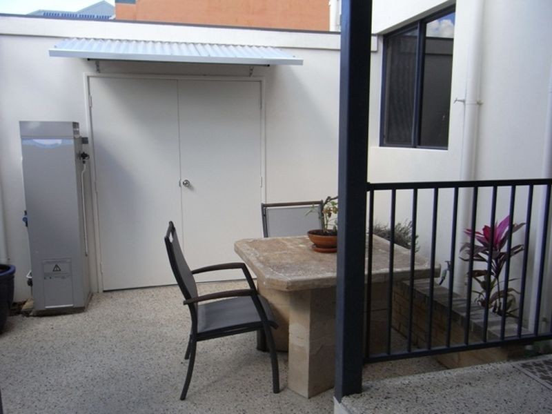 2 Skiff Close, Ascot WA 6104