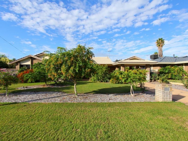 11 & 13 Shashta Drive, Greenfields WA 6210