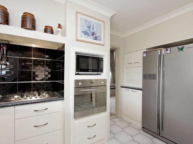 11 & 13 Shashta Drive, Greenfields WA 6210