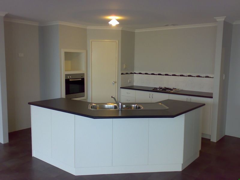 60 Ringwood Loop, Wellard WA 6170