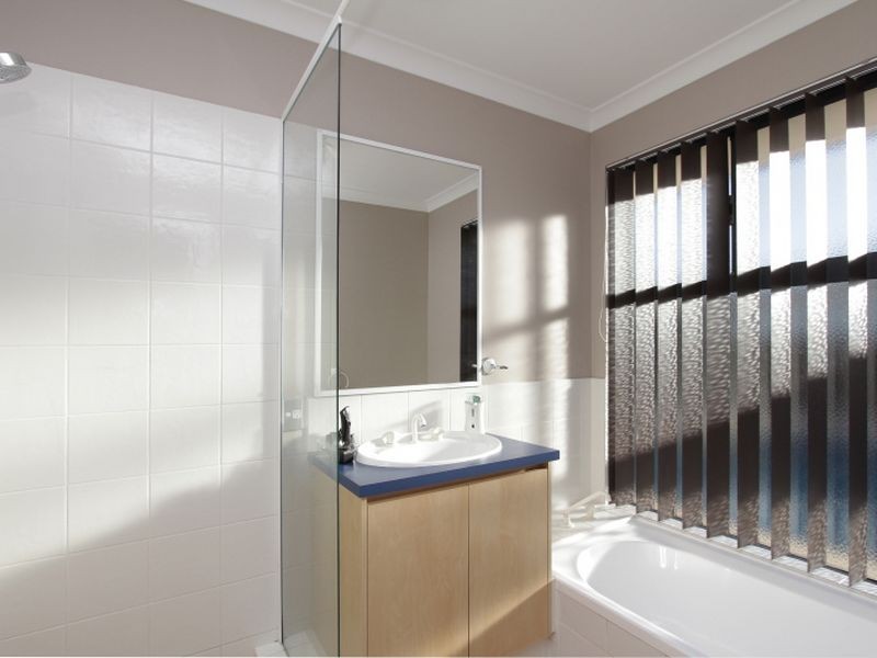 8 Swanson Way, Secret Harbour WA 6173