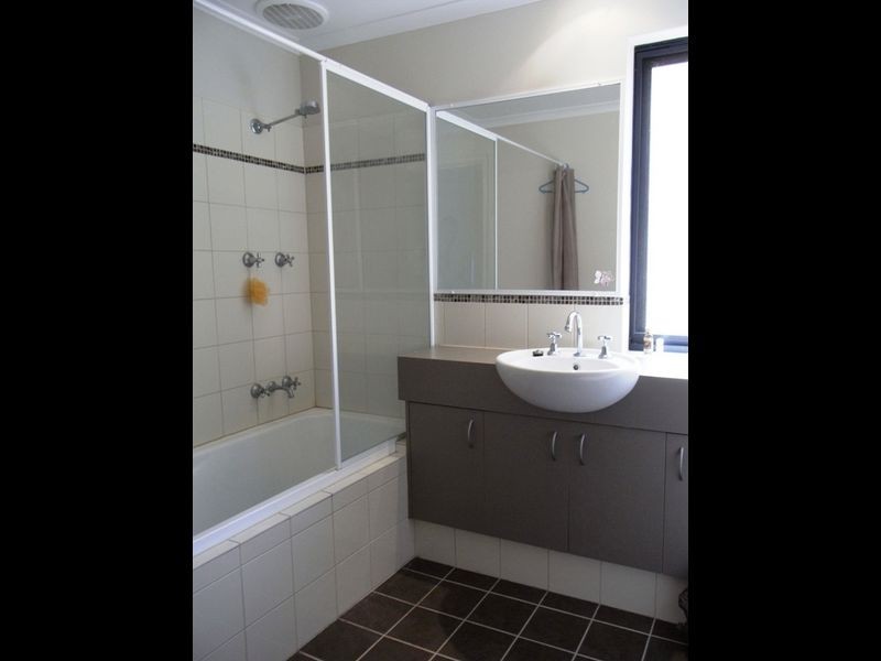 4/30 Kimberley Street, Belmont WA 6104