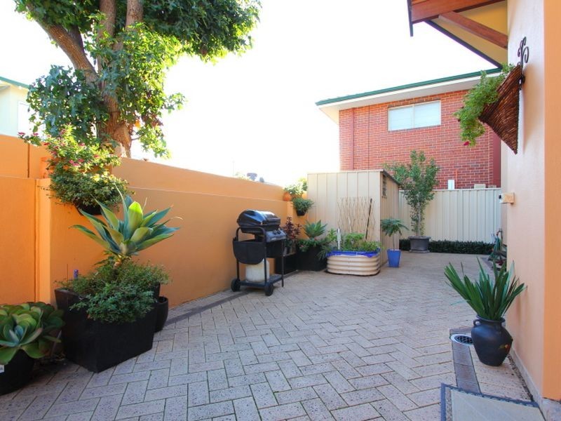 77 Douglas Avenue, South Perth WA 6151