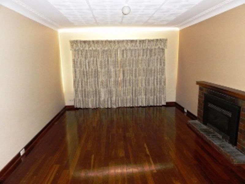 18 Oriana Street, Belmont WA 6104