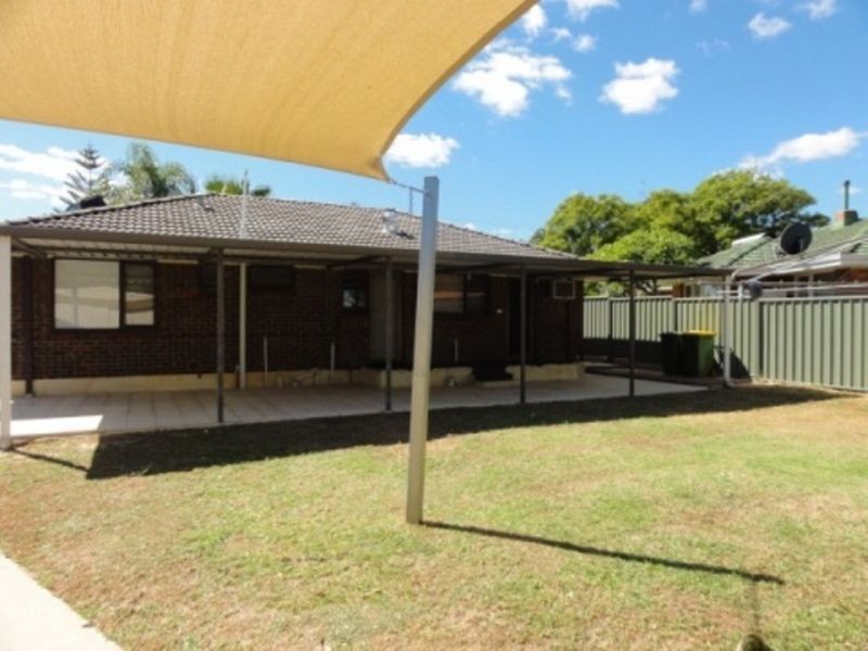 18 Oriana Street, Belmont WA 6104