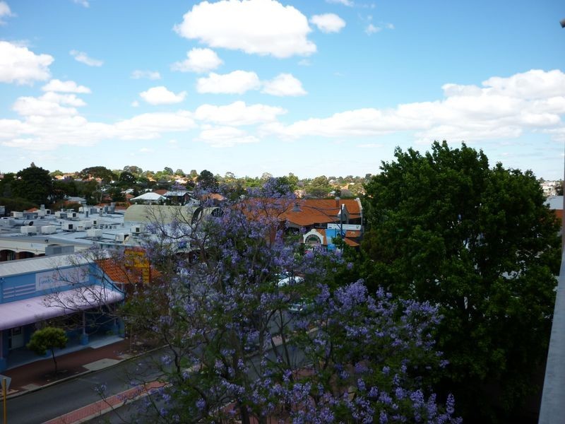 402/365 Cambridge Street, Wembley WA 6014