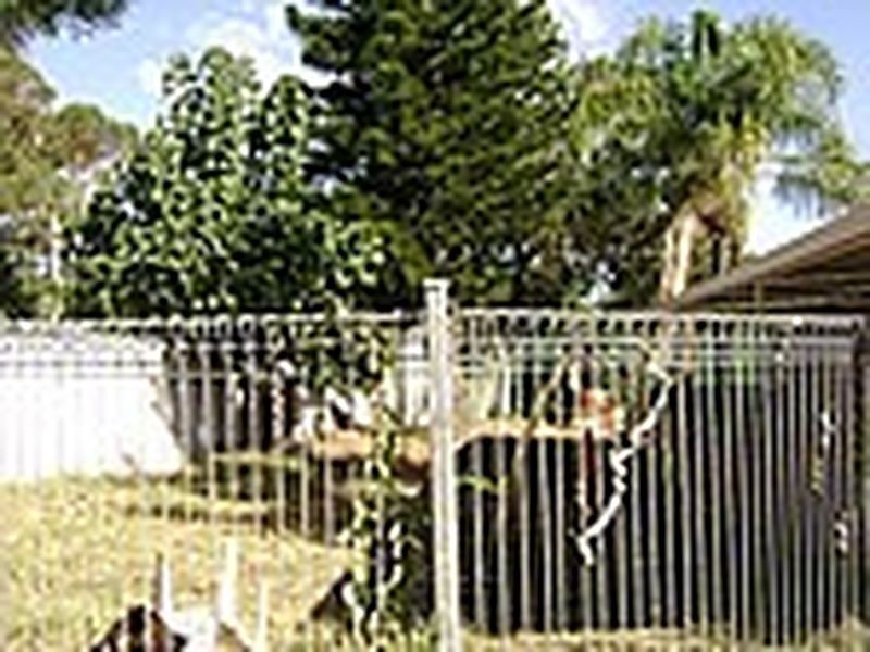 8 Tonkin Place, Girrawheen WA 6064