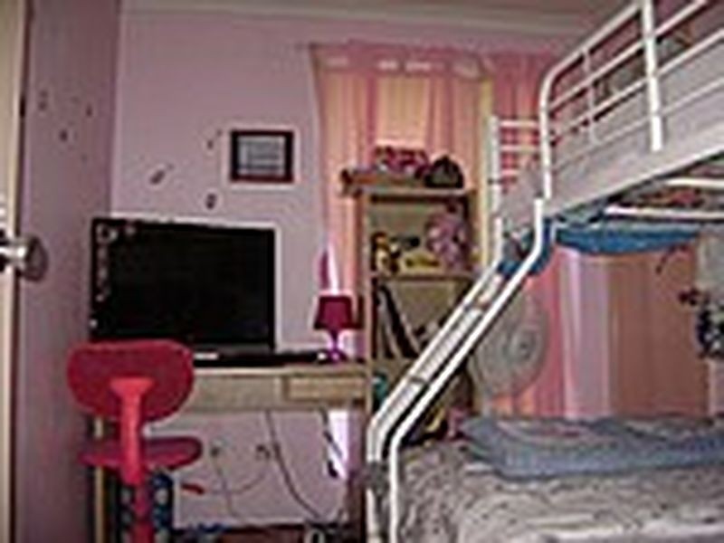 8 Tonkin Place, Girrawheen WA 6064