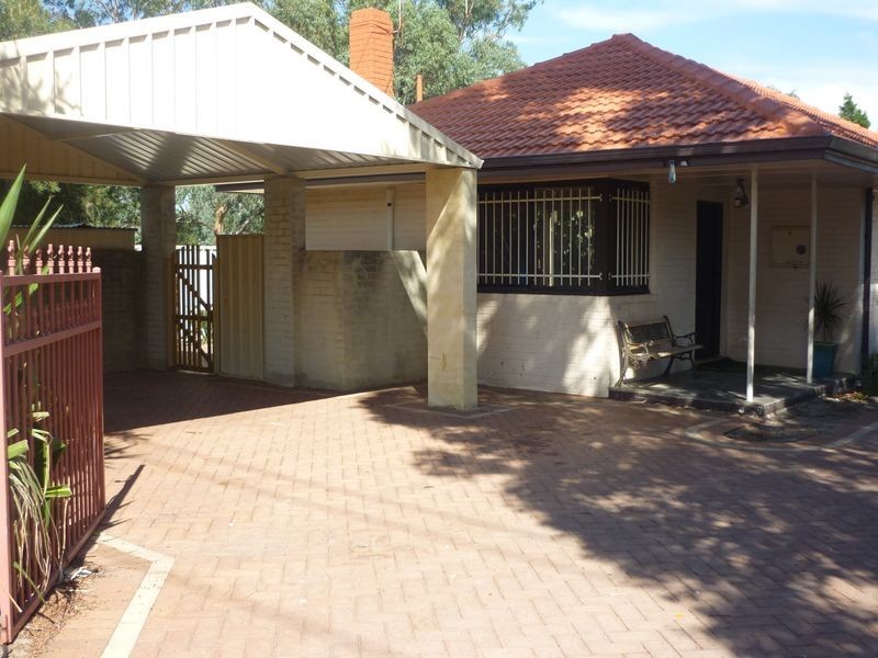 130A Manning Road, Wilson WA 6107