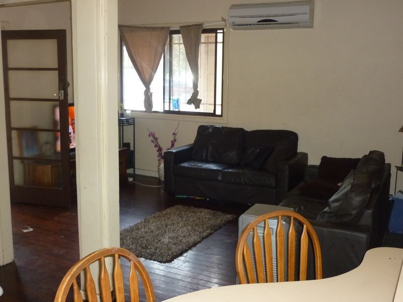 130A Manning Road, Wilson WA 6107