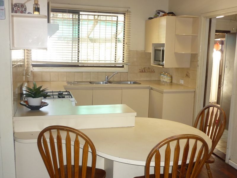 130A Manning Road, Wilson WA 6107