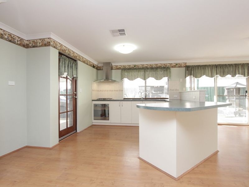 41 Whitegum Drive, Jane Brook WA 6056