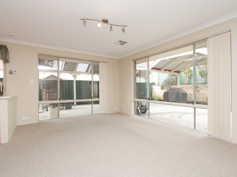 41 Whitegum Drive, Jane Brook WA 6056