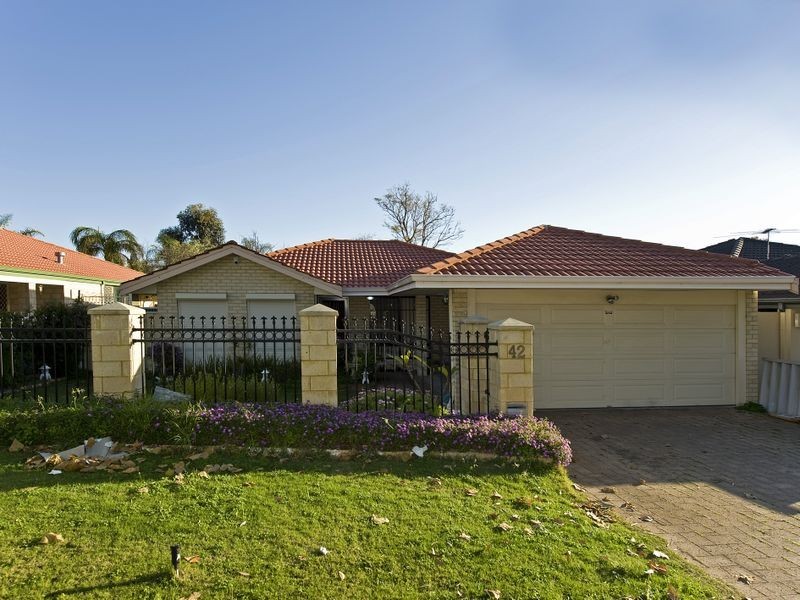 42 Rosina Street, Kewdale WA 6105