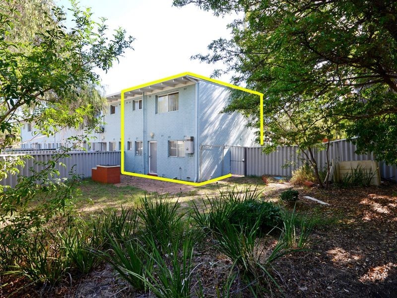 22A Casserley Avenue, Girrawheen WA 6064