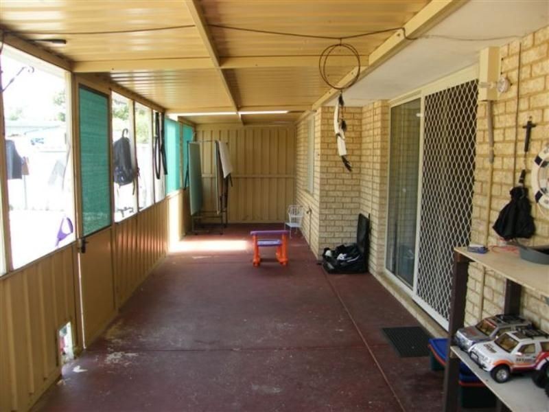 6 Newlyn Way, Coodanup WA 6210
