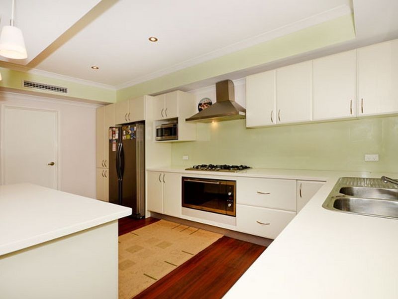 10 Mason Terrace, Mirrabooka WA 6061