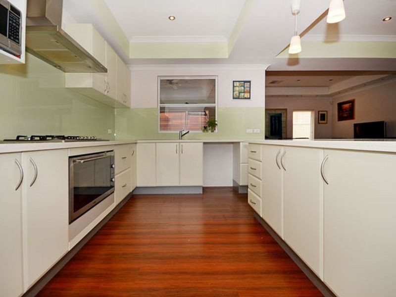 10 Mason Terrace, Mirrabooka WA 6061