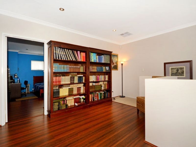 10 Mason Terrace, Mirrabooka WA 6061