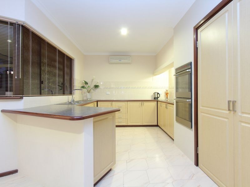 36 Rootes Road, Lesmurdie WA 6076