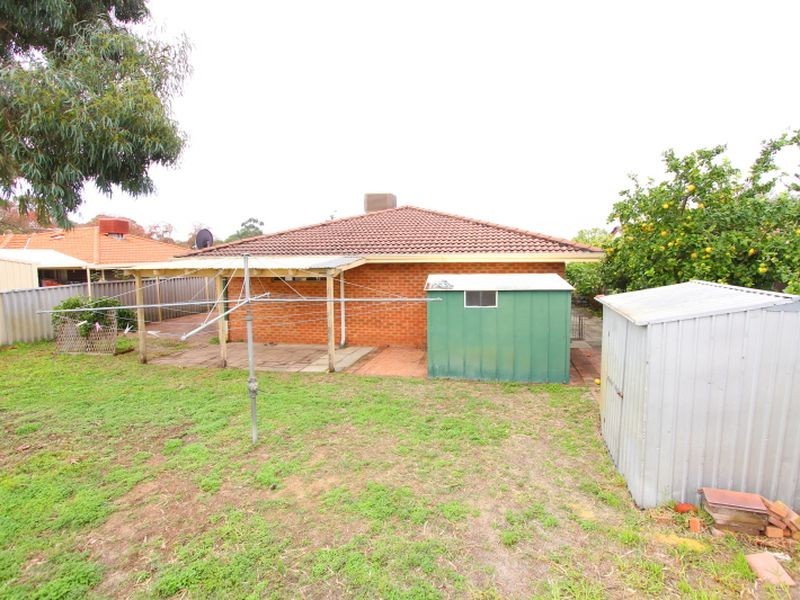 13 Harrow Street, Kewdale WA 6105