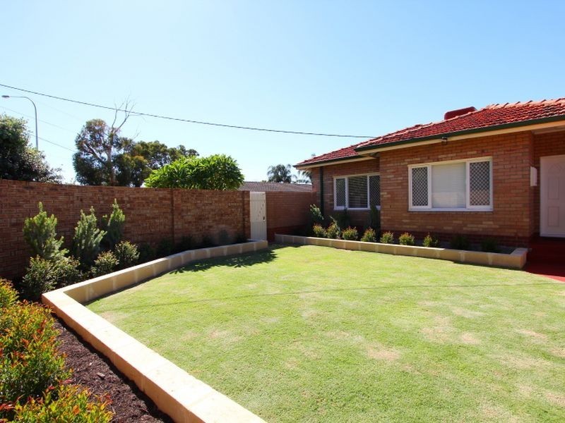 40 Tudor  Avenue (South), Shelley WA 6148