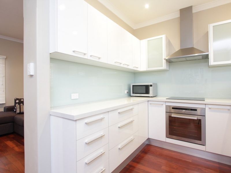 40 Tudor  Avenue (South), Shelley WA 6148