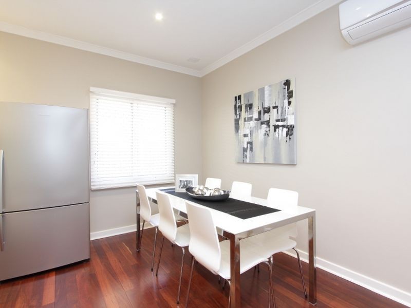 40 Tudor  Avenue (South), Shelley WA 6148