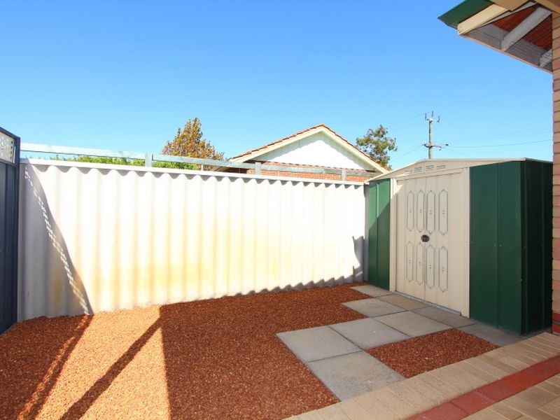 40 Tudor  Avenue (South), Shelley WA 6148