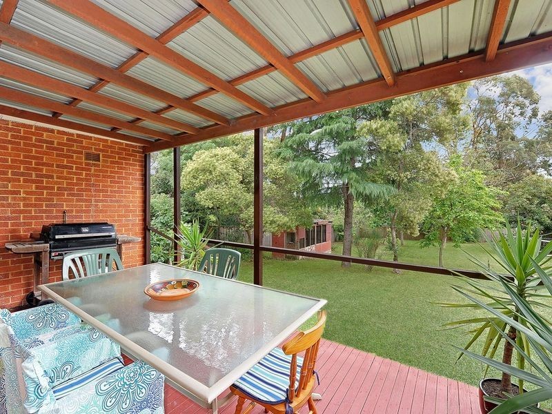 8 Leith Road, Pennant Hills NSW 2120