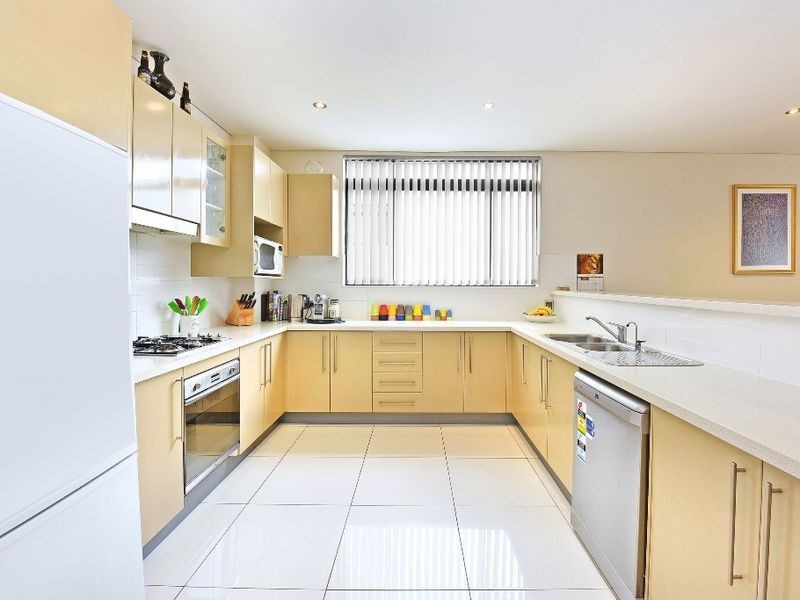 89/2-4 Purser Avenue, Castle Hill NSW 2154