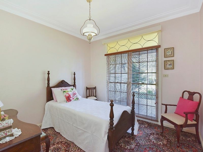 12 Bangalow Avenue, Beecroft NSW 2119