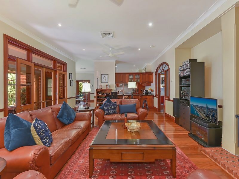 34 Larissa Avenue, West Pennant Hills NSW 2125