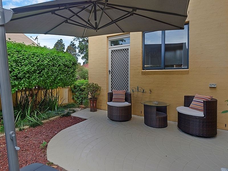 27 Peartree Circuit, West Pennant Hills NSW 2125