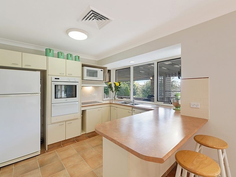 38 Battlement Crescent, Castle Hill NSW 2154