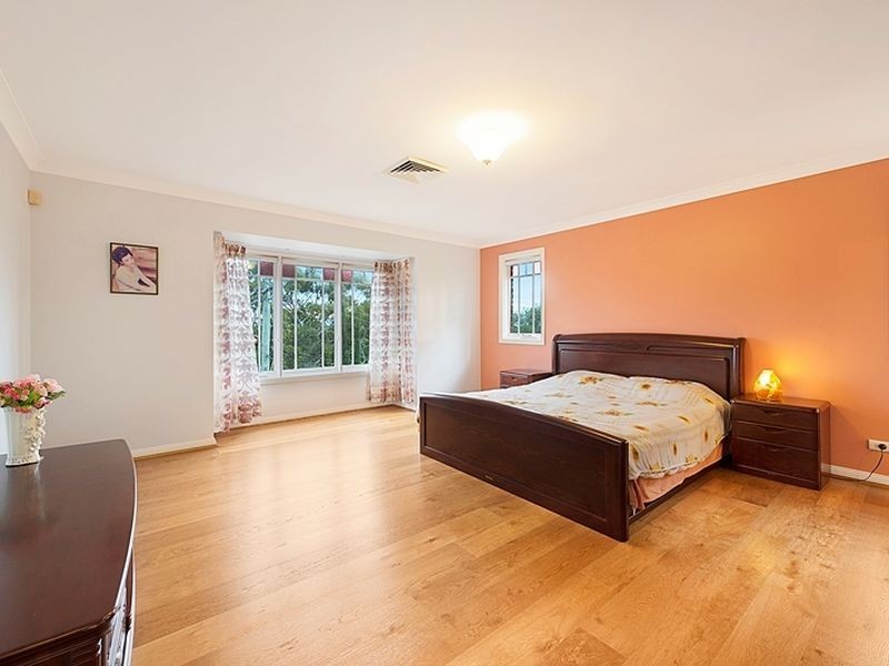 77 Oratava Avenue, West Pennant Hills NSW 2125