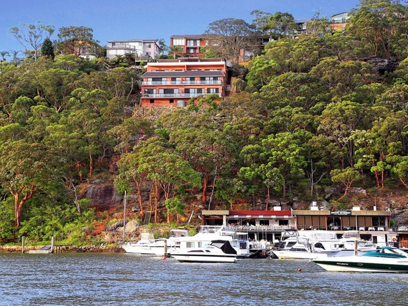 170 Lugarno Parade, Lugarno NSW 2210