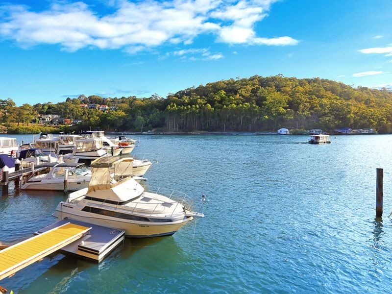 170 Lugarno Parade, Lugarno NSW 2210