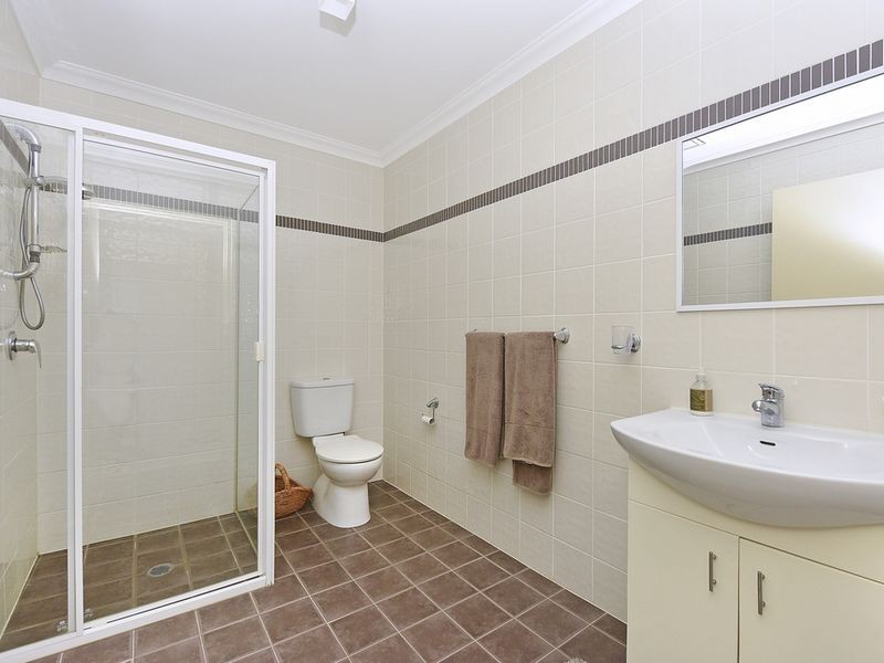 8/23 Thompson Close, West Pennant Hills NSW 2125
