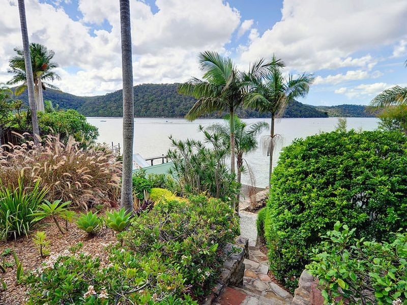 35 Point Road, Mooney Mooney NSW 2083