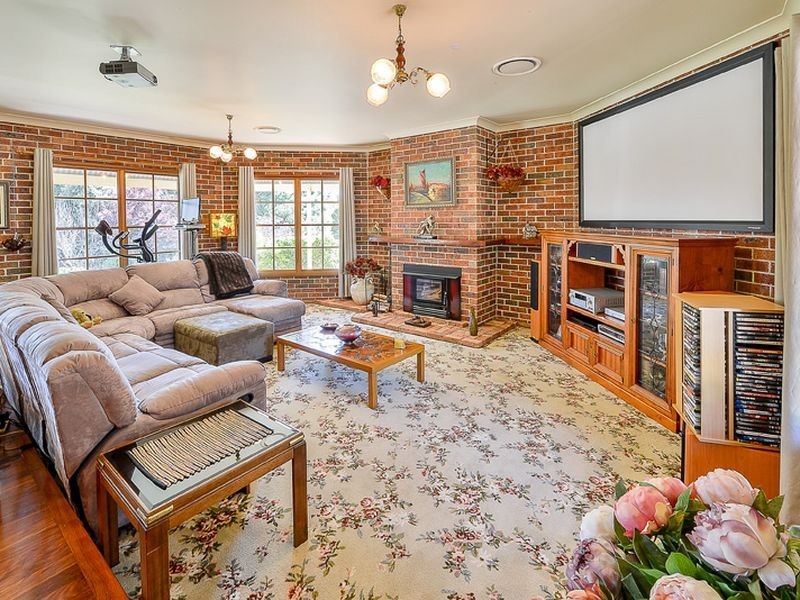 645 Montpelier Drive, The Oaks NSW 2570