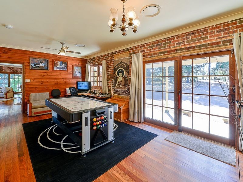 645 Montpelier Drive, The Oaks NSW 2570