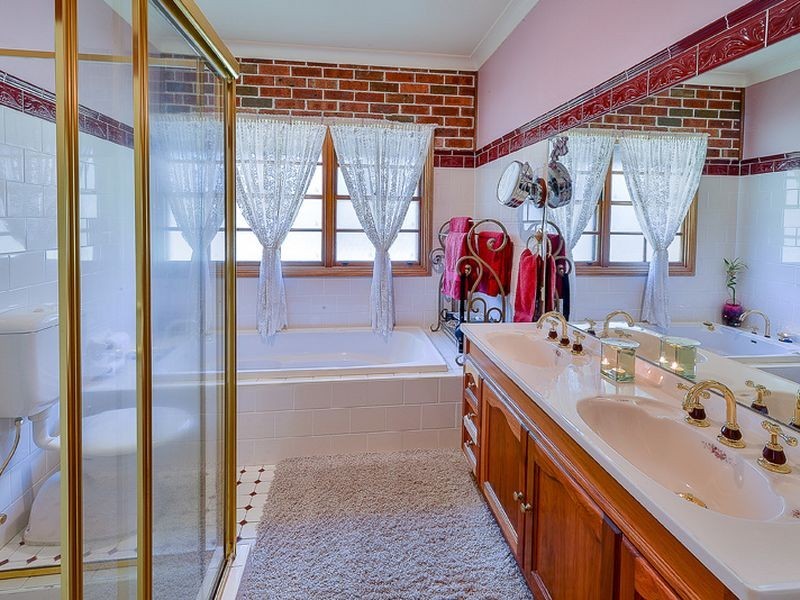 645 Montpelier Drive, The Oaks NSW 2570