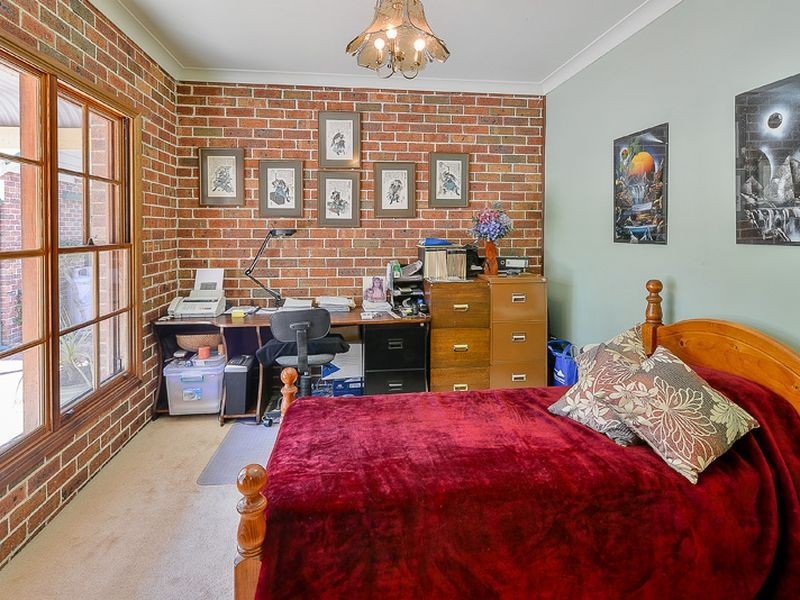 645 Montpelier Drive, The Oaks NSW 2570
