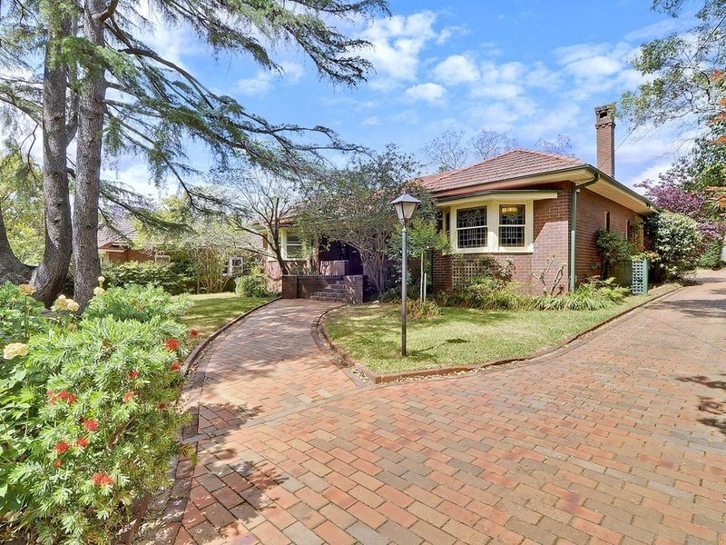 8 The Crescent, Beecroft NSW 2119