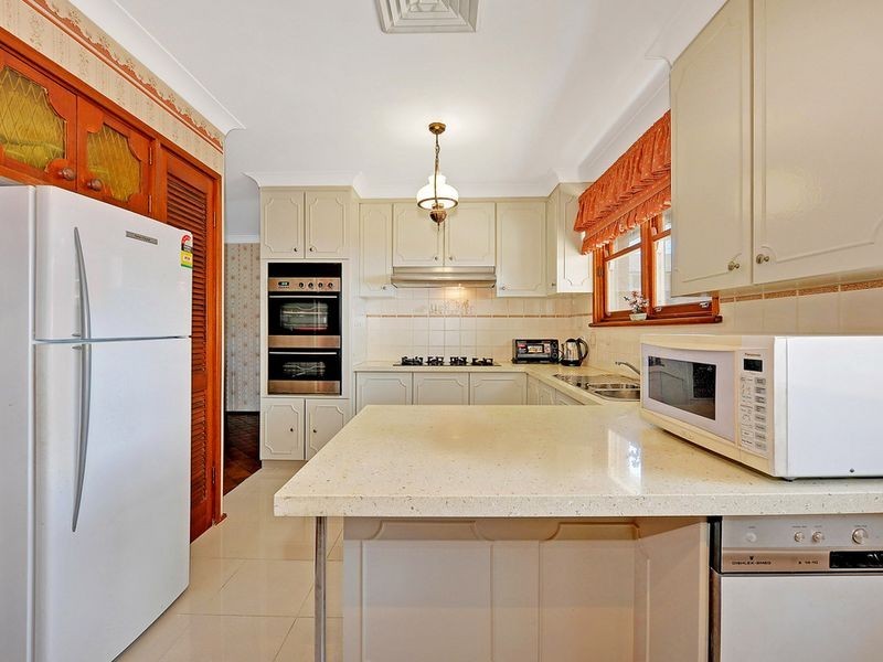 25 Orange Grove, Castle Hill NSW 2154