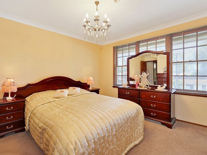 25 Orange Grove, Castle Hill NSW 2154